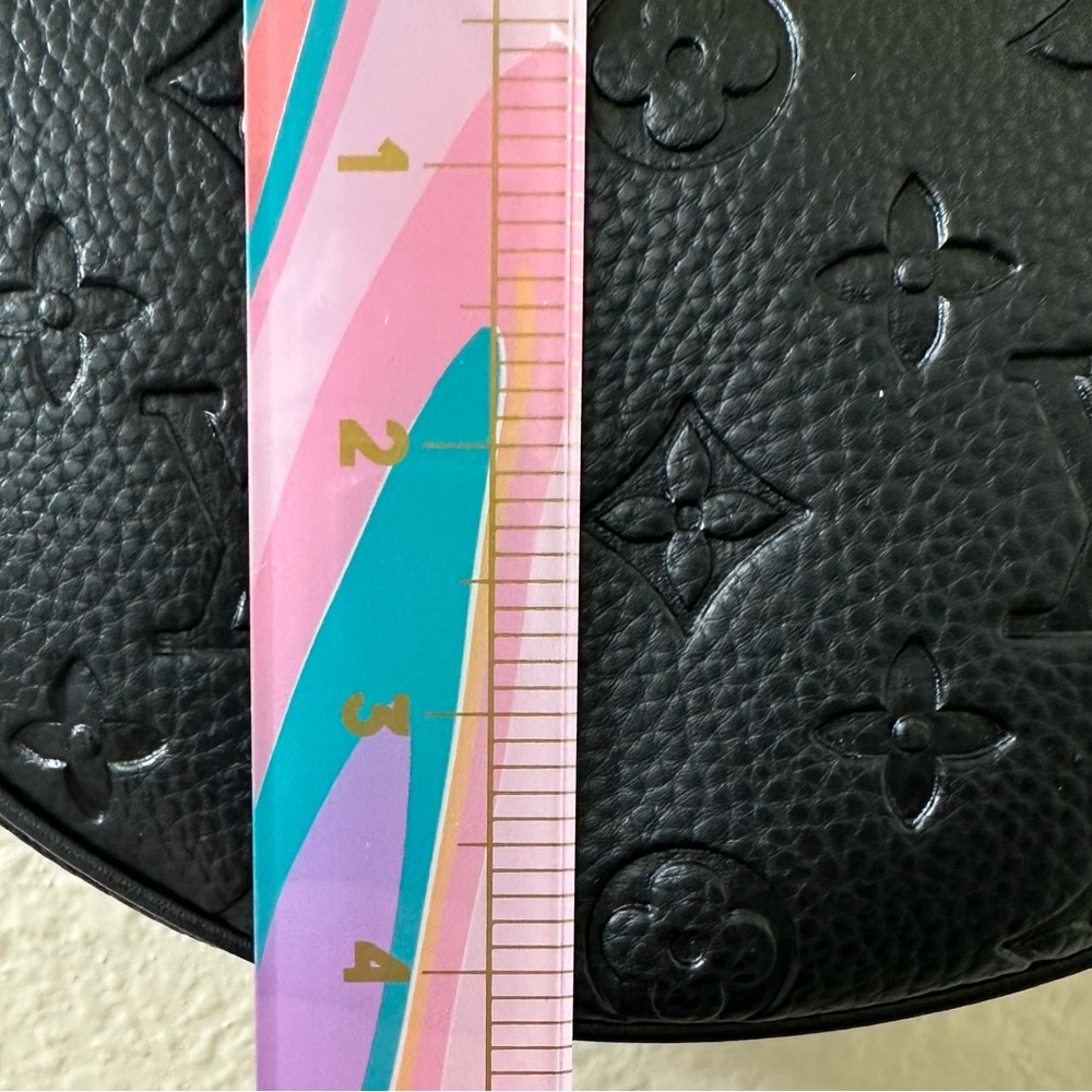 Black Purse - Picture 3 of 7